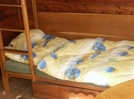 Ložnice B s patrovou postelí